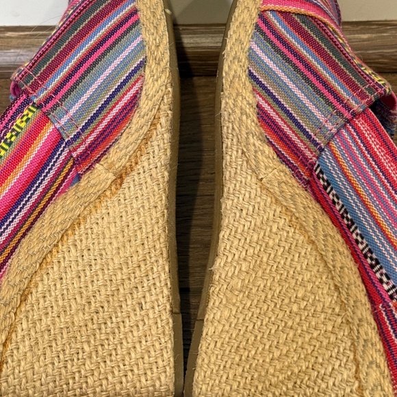 Toms Women's Peep-Toe Wedge Espadrille, Striped, Multi-Color, Size 7, Summer - Picture 11 of 13